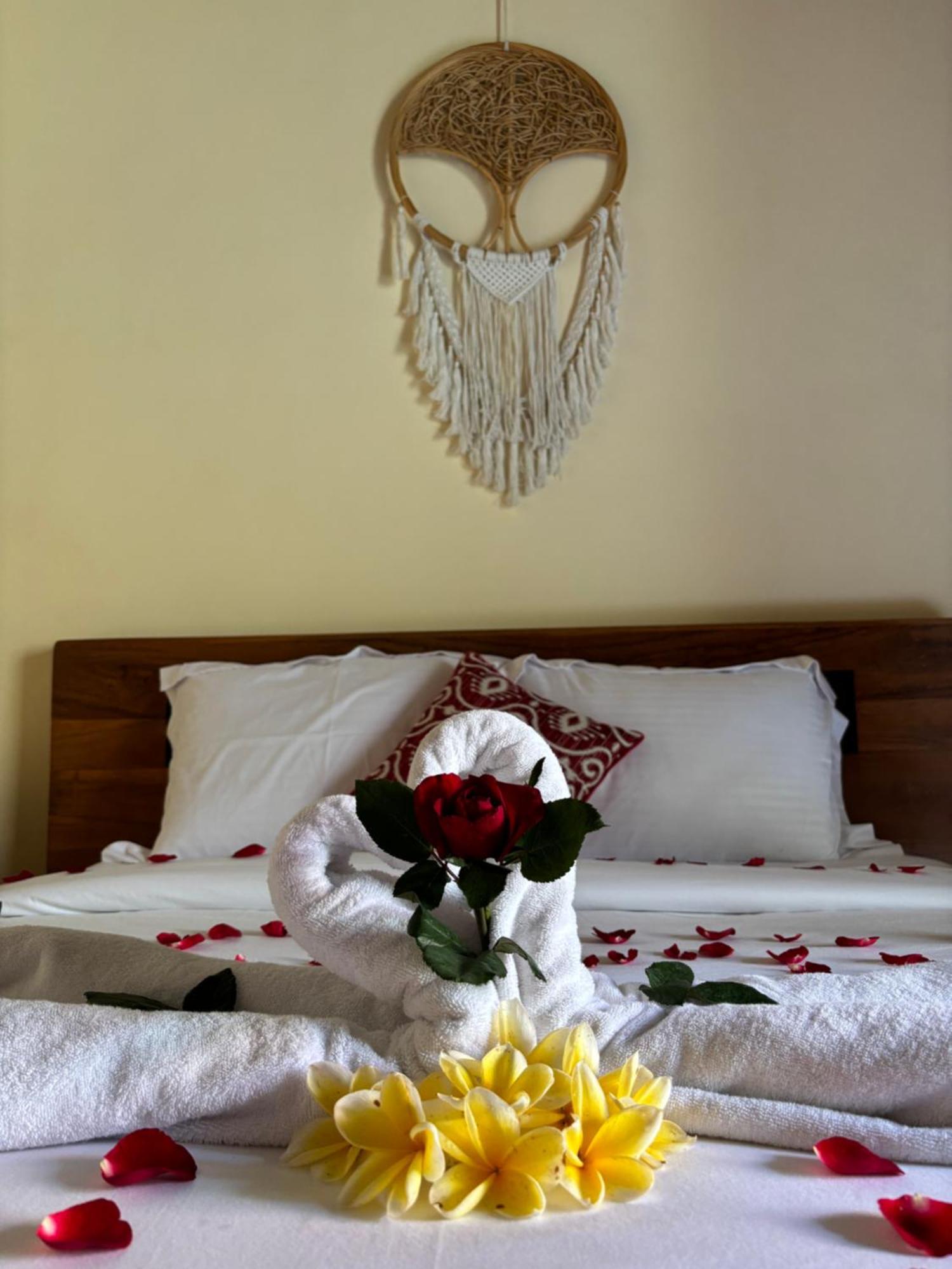 Cempaka Kembar Guest House Ubud  Exterior photo